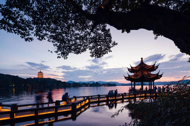 West Lake (Hangzhou)