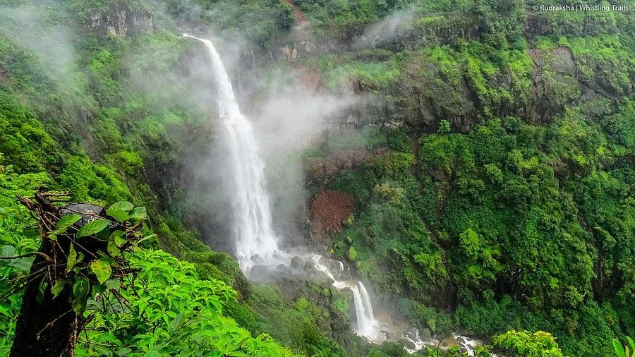 Lingmala Waterfall